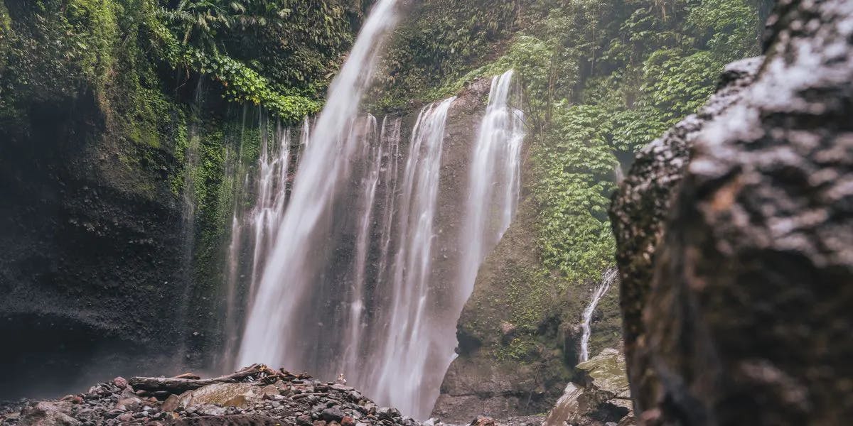 Bali’s hidden waterfalls between jungle and crystal water